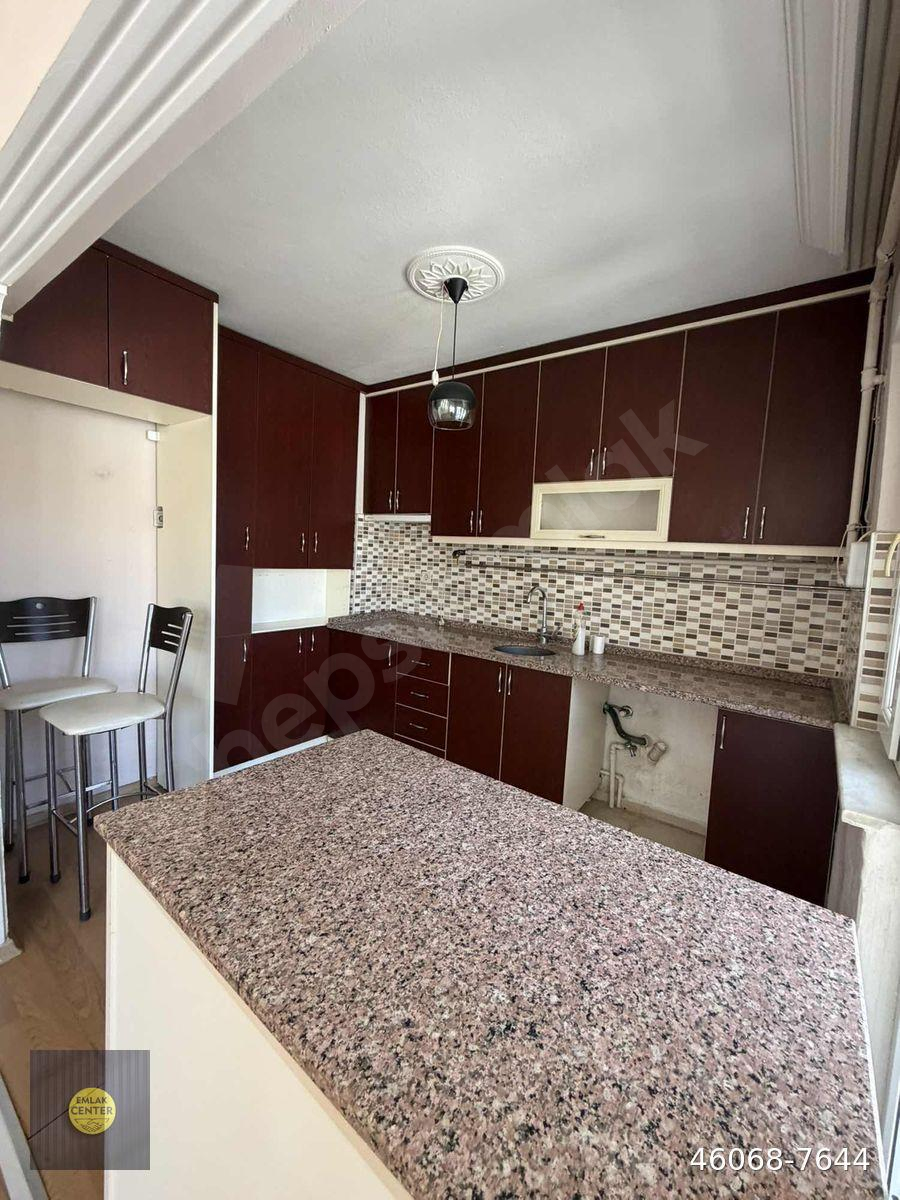 EMLAK CENTER'DAN KİRALIK PEKER MAH GENİŞ 2+1 AÇIK MUTFAKLI DAİRE