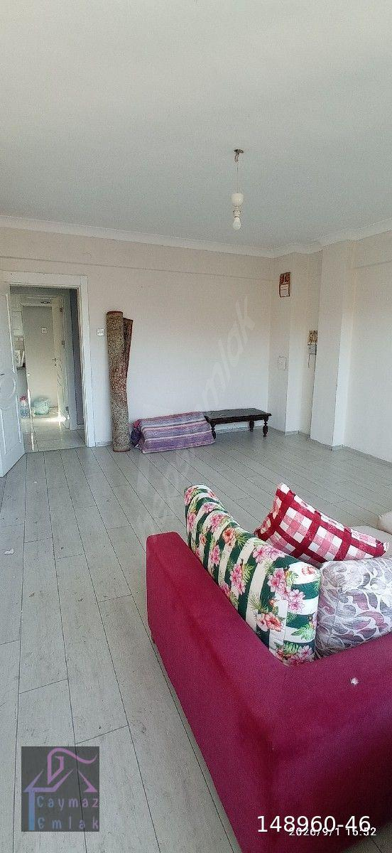 İZMİT MERKEZİNDE SATILIK 2+1 ARAKAT DAİRE