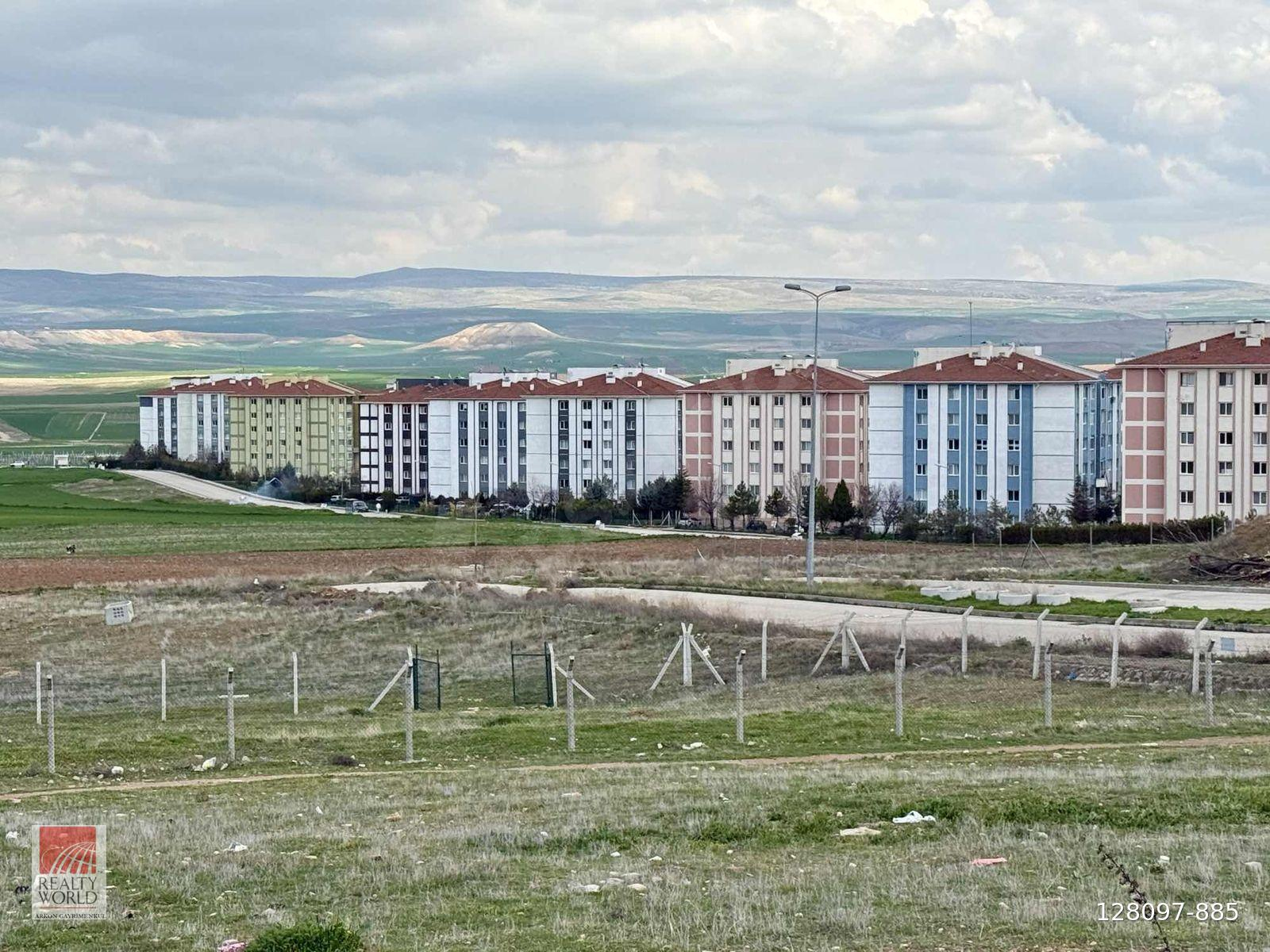 FIRSAT! TEMELLİ DE KREDİYE UYGUN BORÇSUZ KATTA SATILIK 3+1 DAİRE