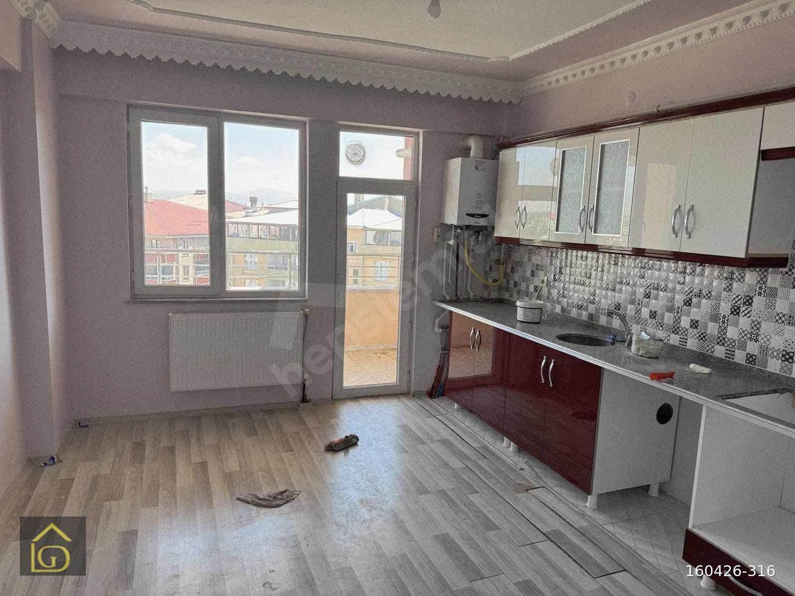 AĞRI MERKEZ FIRAT MAHALLESİNDE GENİŞ VE KONFORLU 4+1 DAİRE