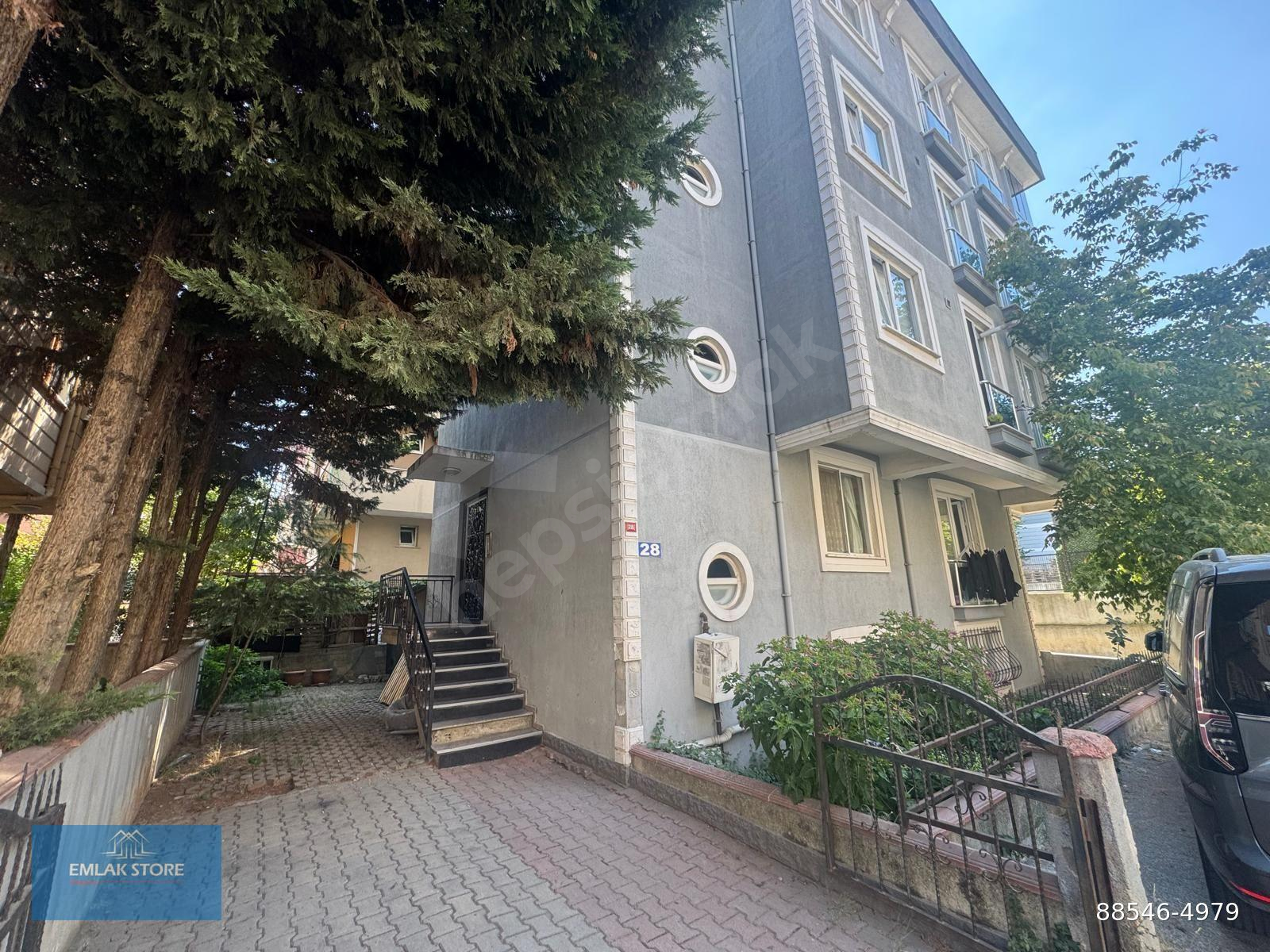 KAYIŞDAĞI METROSUNA YAKIN KONUMDA LÜKS EŞYALI KİRALIK 3+1 DAİRE