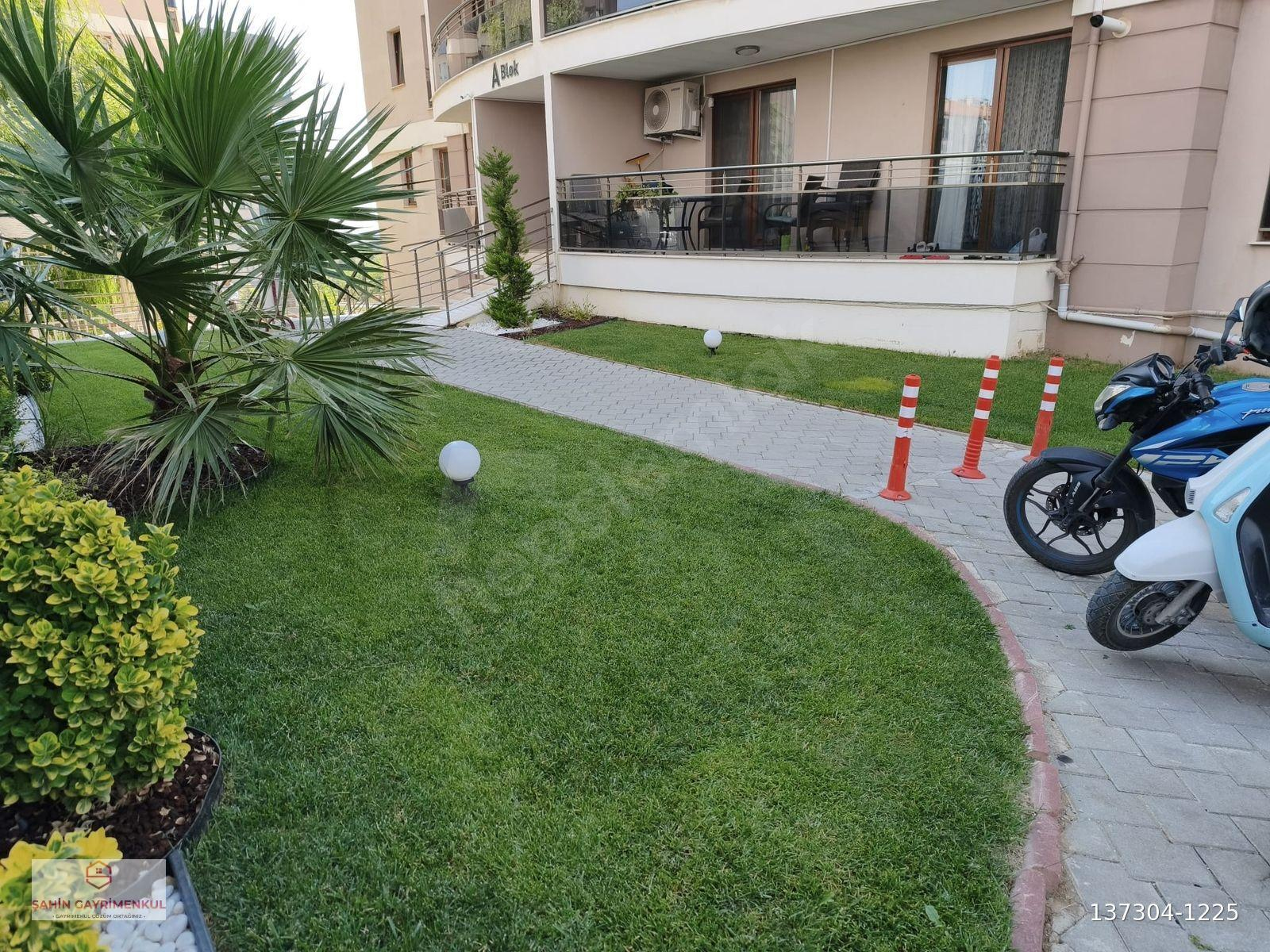 GÜMÜŞLER BULVARI ÜZERİNDE SİTE İÇİ 3+1 SATILIK DAİRE..