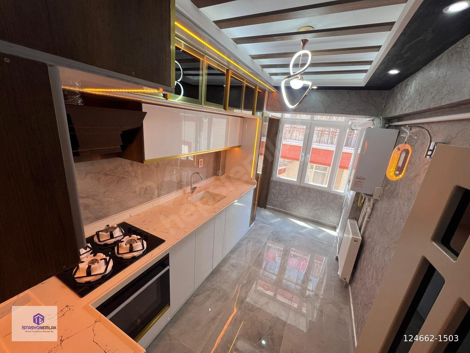 SİNCAN MALAZGİRT MH 1.ARAKAT SALON BAGIMSIZ YAPILI SATILIK DAİRE