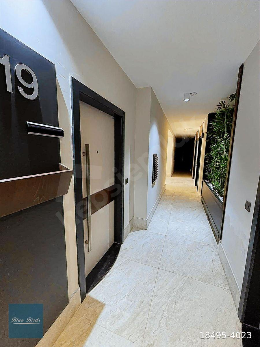 KUŞADASI'NDA DENİZ MANZARALI 3+1 DAİRE