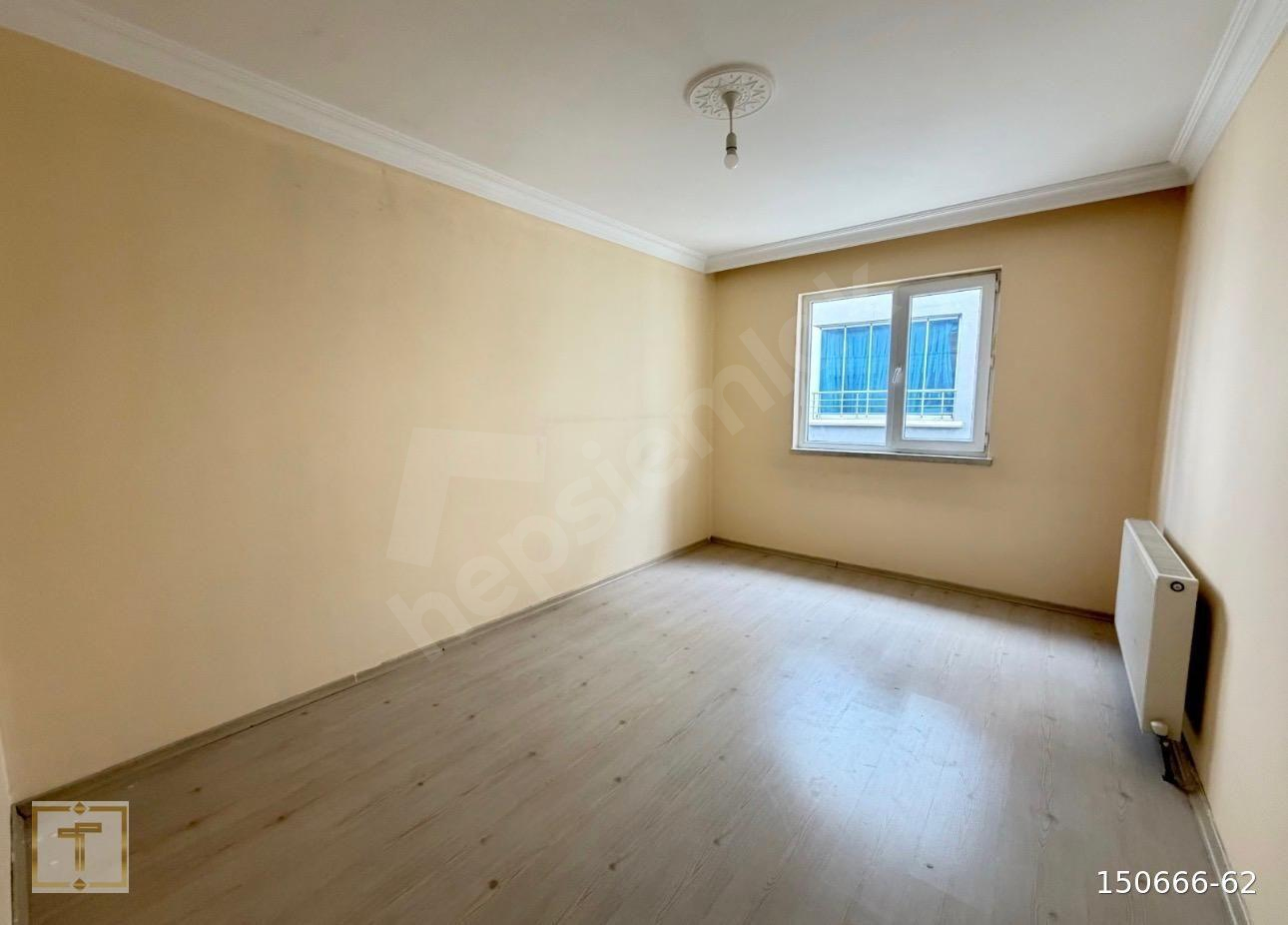 TORUN GAYRİMENKULDEN YILDIZTEPE GÖBEĞE YAKIN ARA KAT ÖNÜ AÇIK