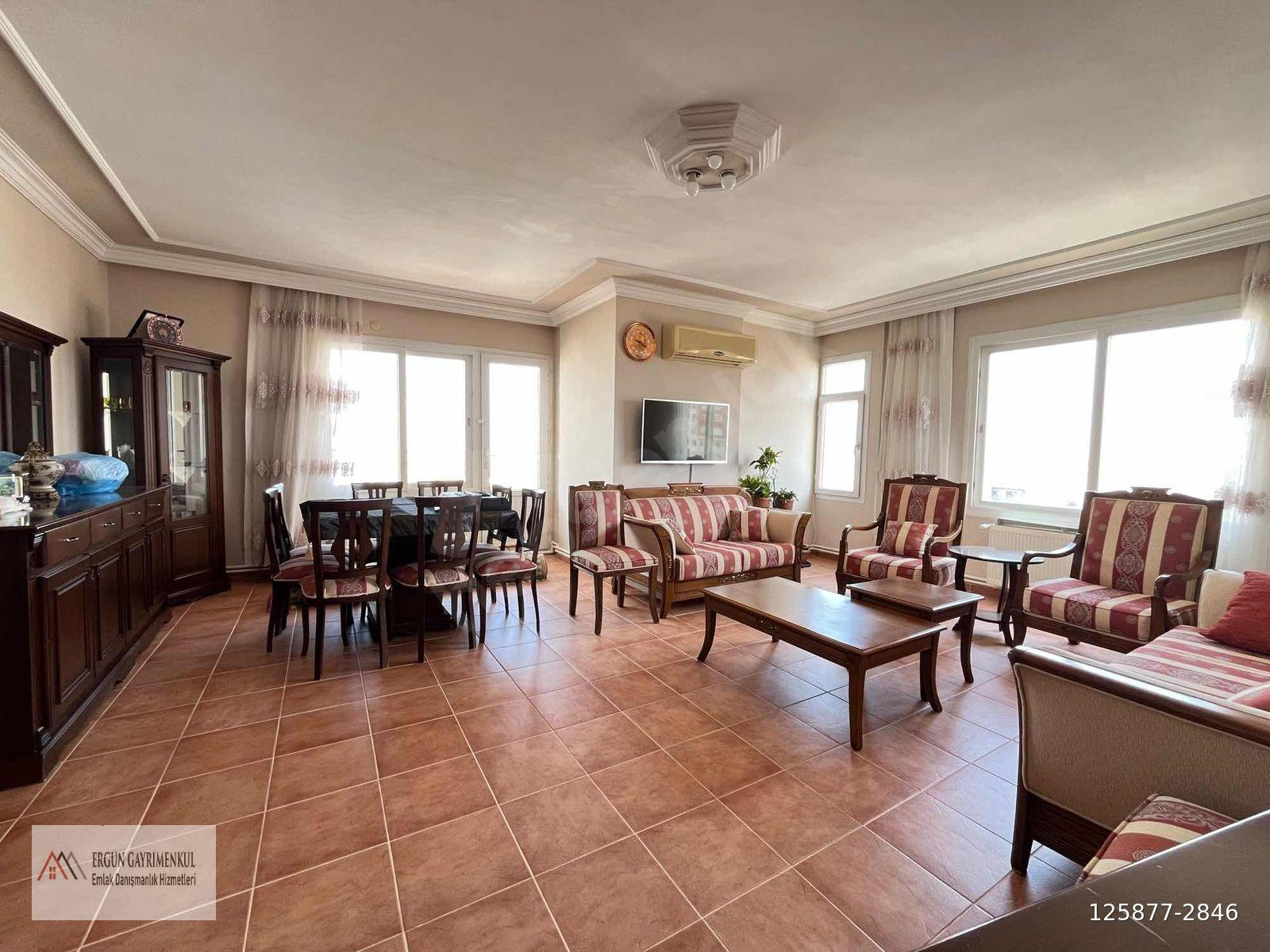 ERGÜN DEN MEZİTLİ YENİ MAHALLEDE DENİZ MANZARALI DAİRE