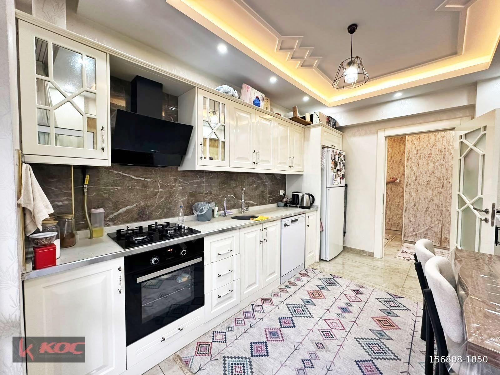 BELKIZ'DA PARK YANI SİTE İÇİ MASRAFSIZ VE BAKIMLI GENİŞ OTRM 2+1
