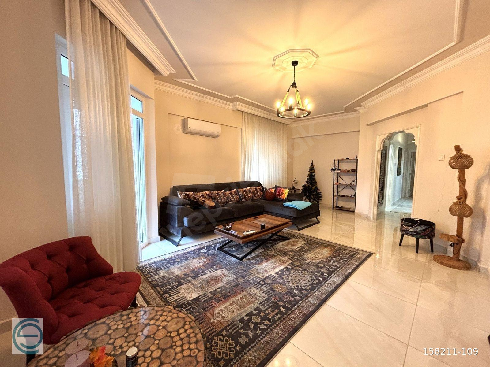 KLEOPATRA PLAJINA 300 METRE AYRI MUTFAK, EŞYALI 2+1 ARAKAT DAİRE