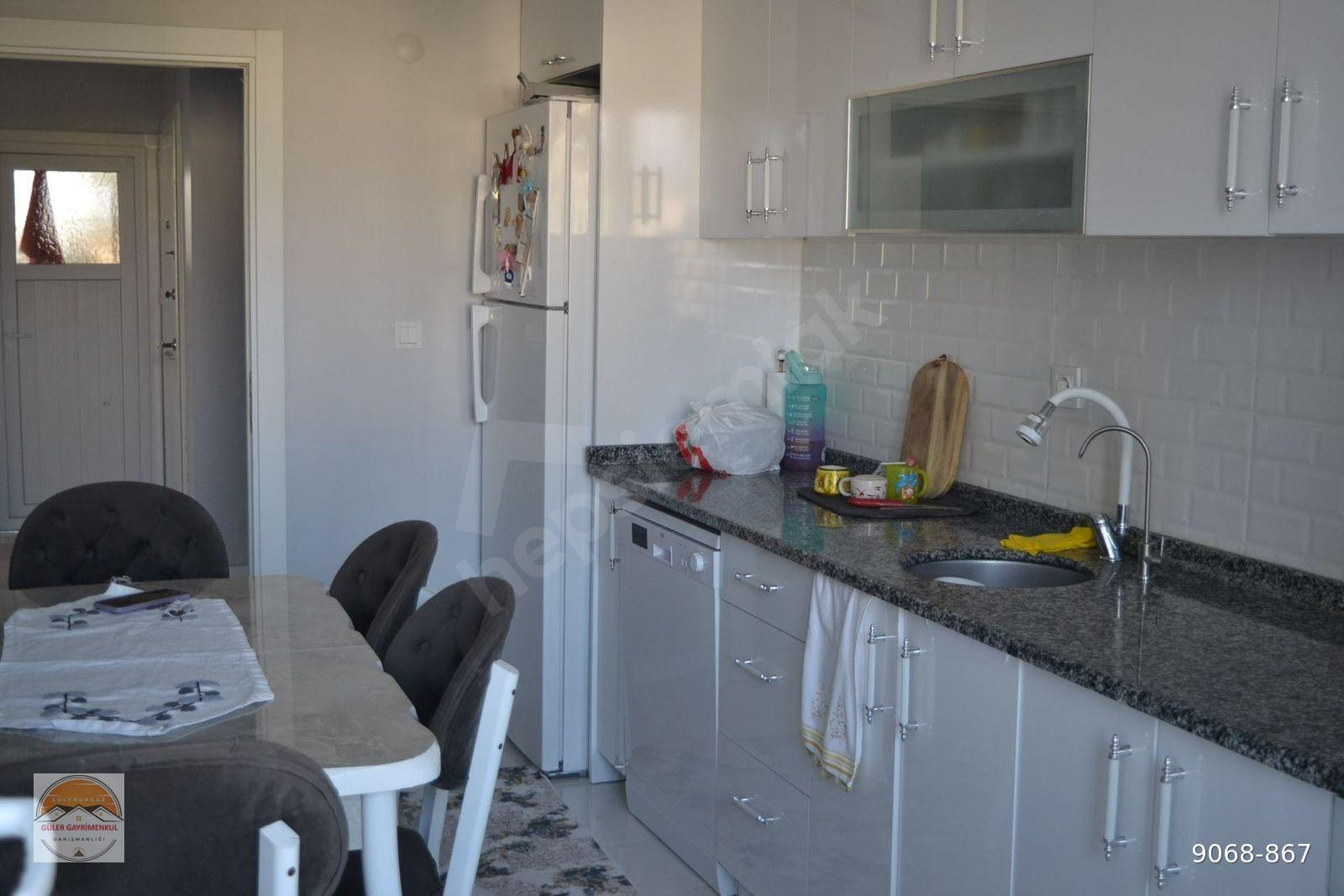 Lüleburgaz Sakızköy Cad Kiralık 2+1daire Güler Emlak