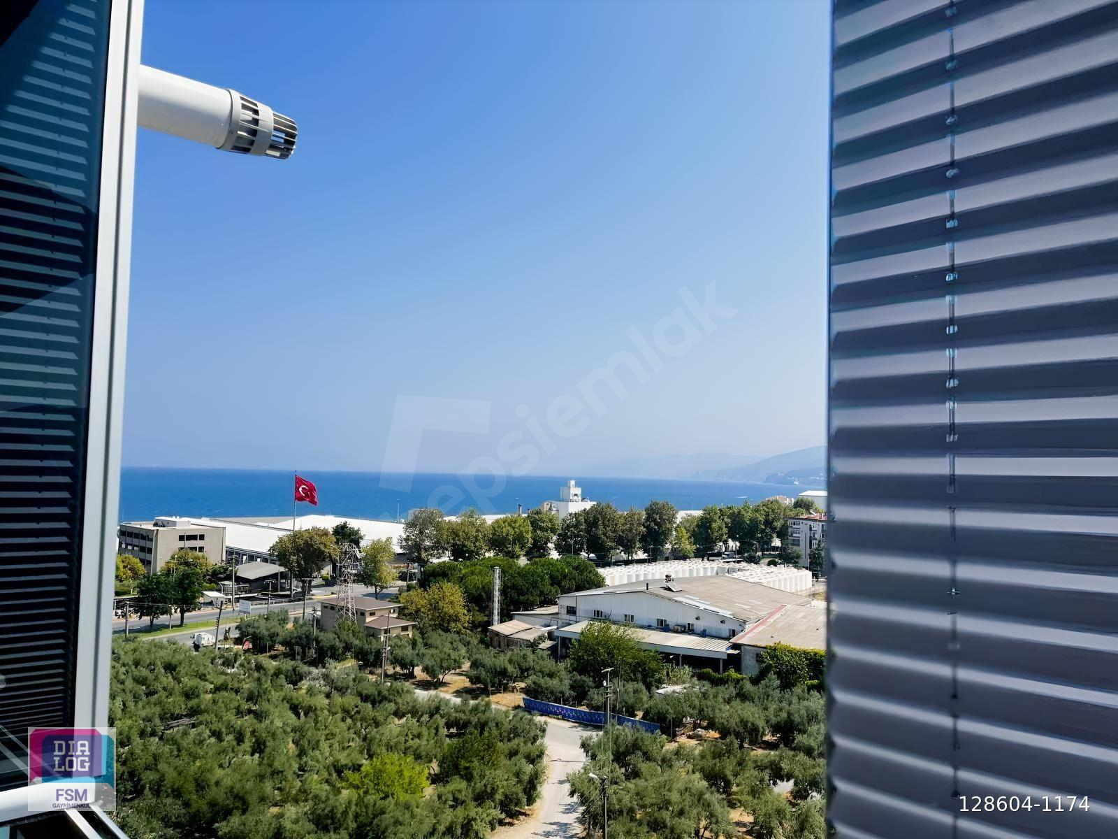 Mudanya Ömerbey de EŞYALI/EŞYASIZ SATILIK 2+1 DAİRE