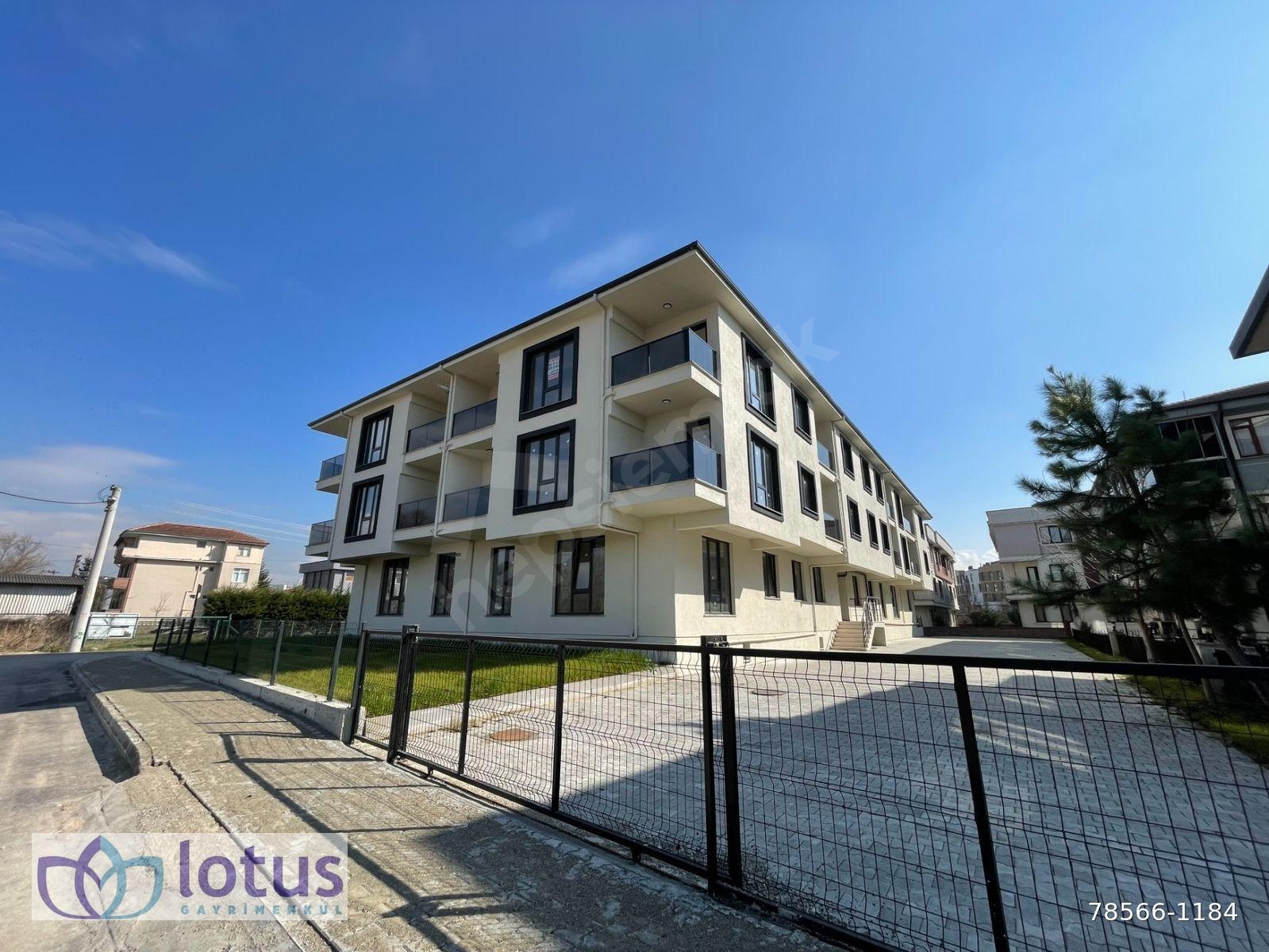 DÜZCE MERKEZ YENİ MAH SATILIK 3+1 DAİRE