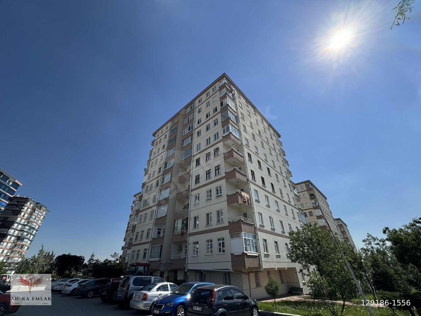 AN-KA'DAN İSTİKLAL MAHALLESİNDE SATILIK DAİRE