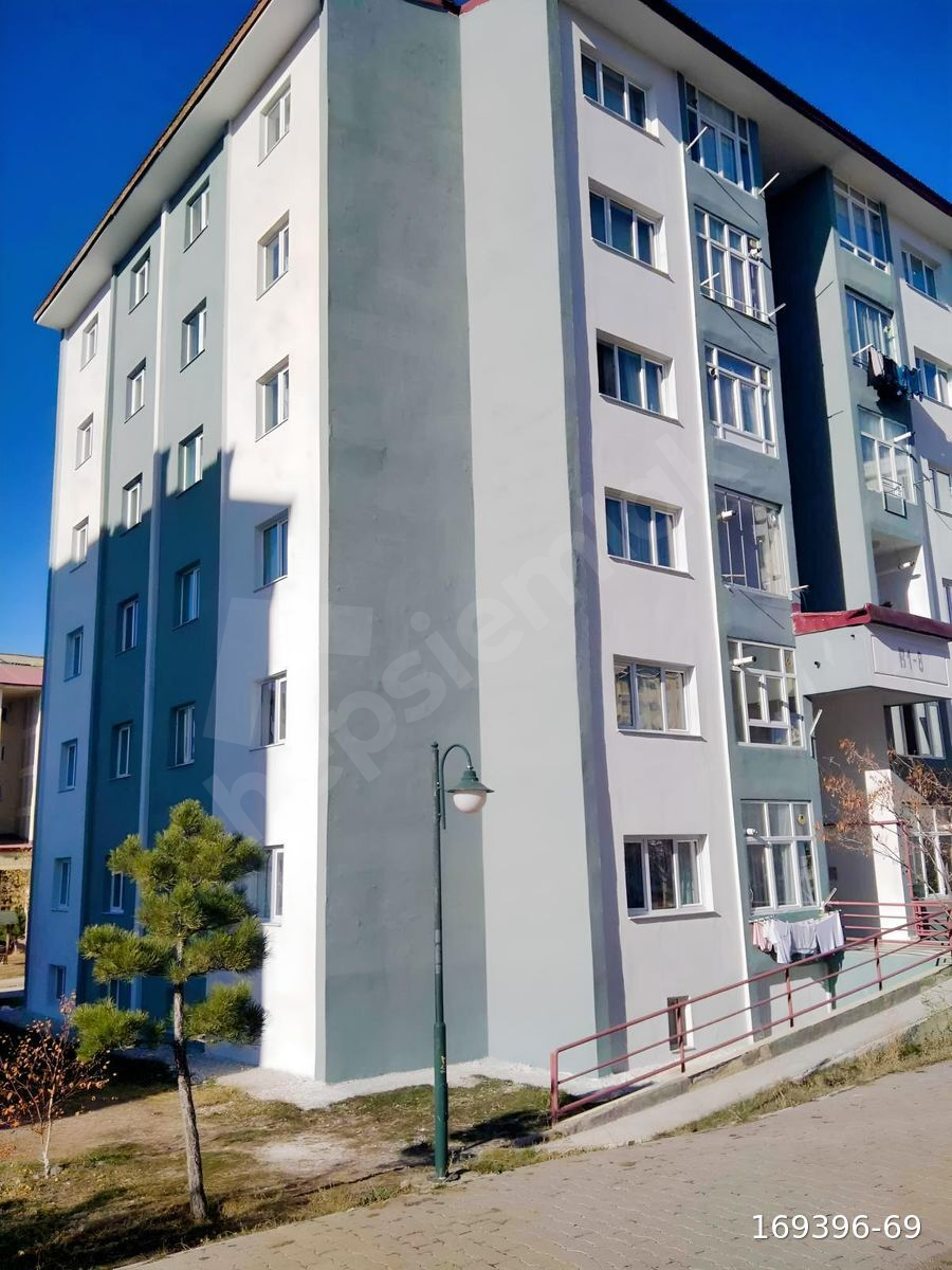 Acilll Hüseyin avni ulaş çat yolu satılık 2+1