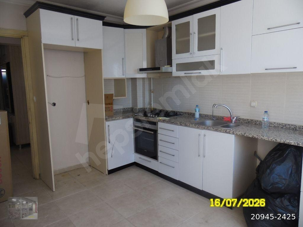 ERDEMAY EMLAKTAN BARBAROS CADDESİNDE 135M2 3+1 KİRALIK