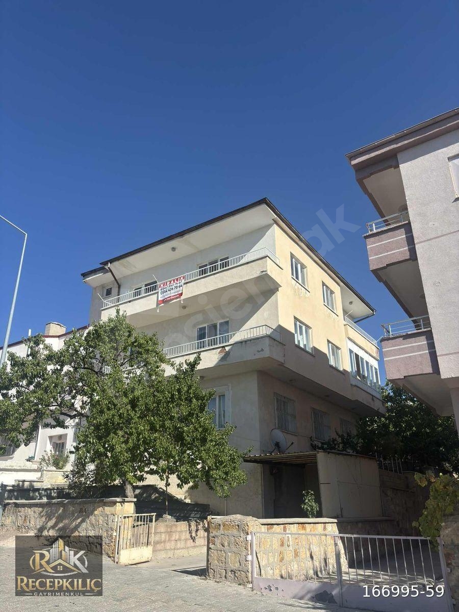 ECEP KILIÇ GYO'DAN ESENTEPE'DE 115 M² 2+1 KİRALIK DAİRE