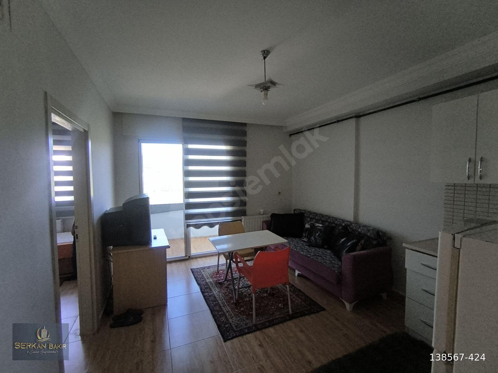 BARTIN MERKEZ SATILIK 1+1 MASRAFSIZ BALKONLU DAİRE