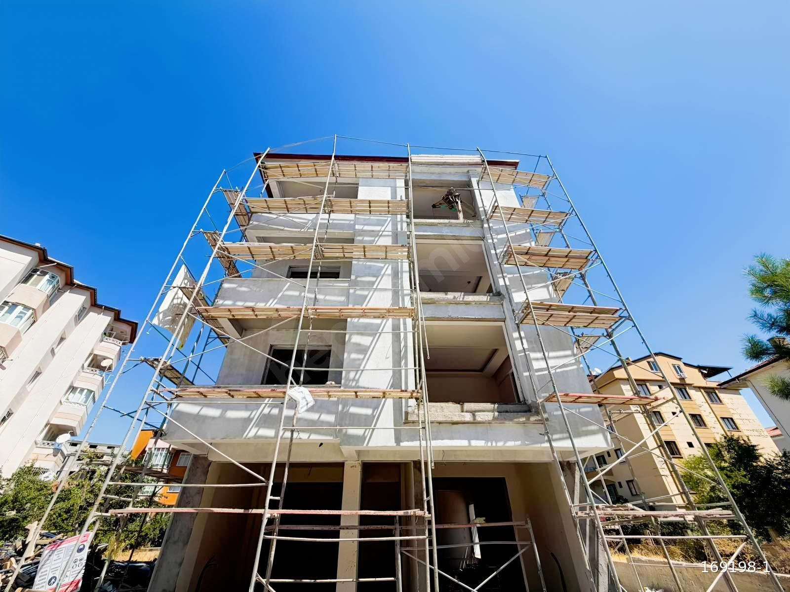 SÜMERPARK CİVARI İNŞAAT AŞAMASINDA 2000 PEŞİN 1850 TESLİMATTA