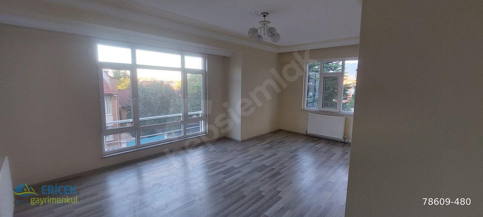 Tepecik Mahallesinde Kiralık 2+1 Daire