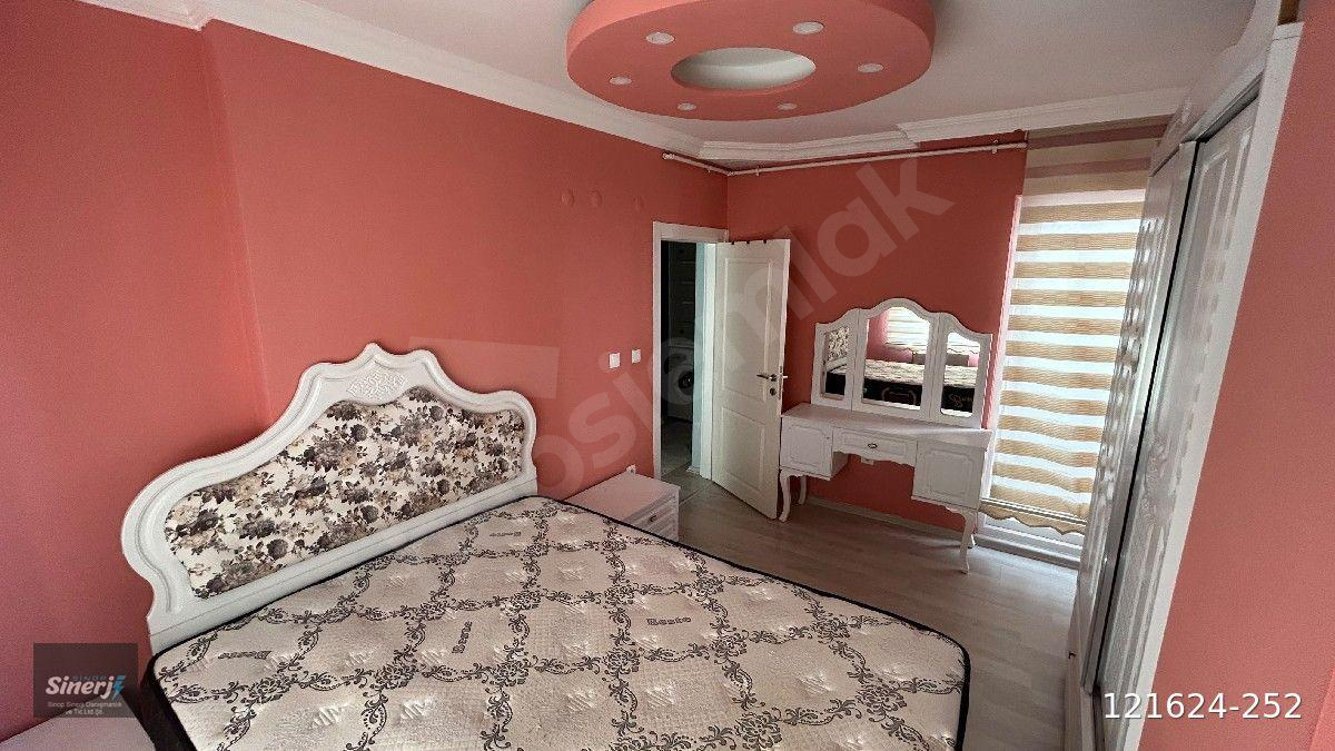 SİNOP MERKEZ GELİNCİK MEVKİSİNDE 1+1 ASANSORLU ESYALİ DAİMİ KİRALİK DAİRE !!!