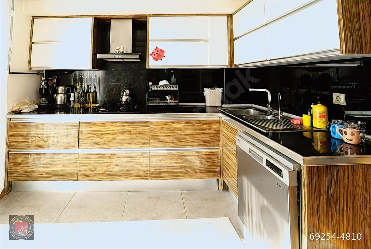 Pınarbaşı Mahallesi Satılık 4+1 Dubleks Daire