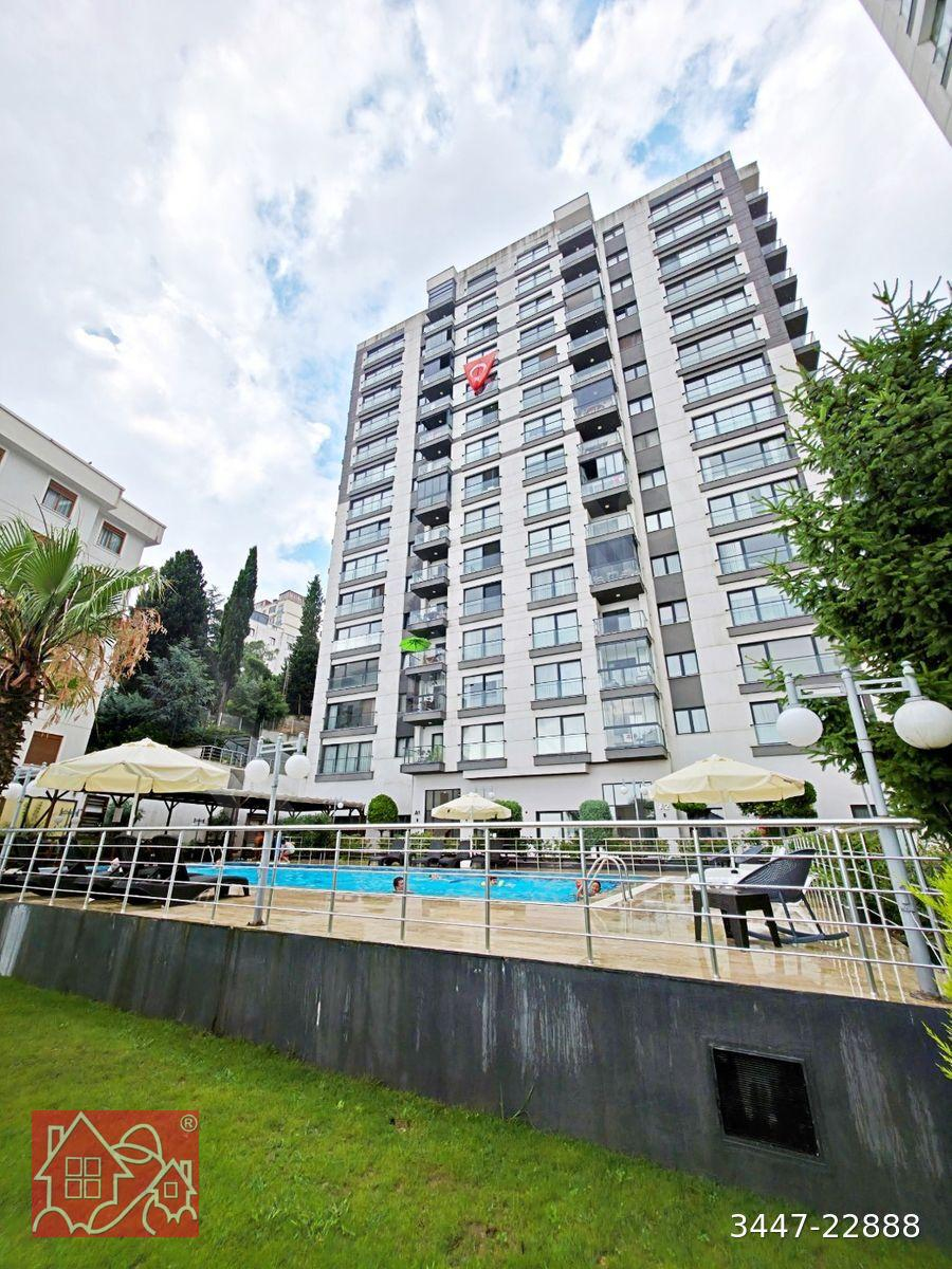 DİRECT'TEN SİTE İÇERİSİNDE SEYİR İSTANBULDA, EŞSİZ ADALAR MANZARALI, LÜKS VE MODERN 3+1 FIRSATI