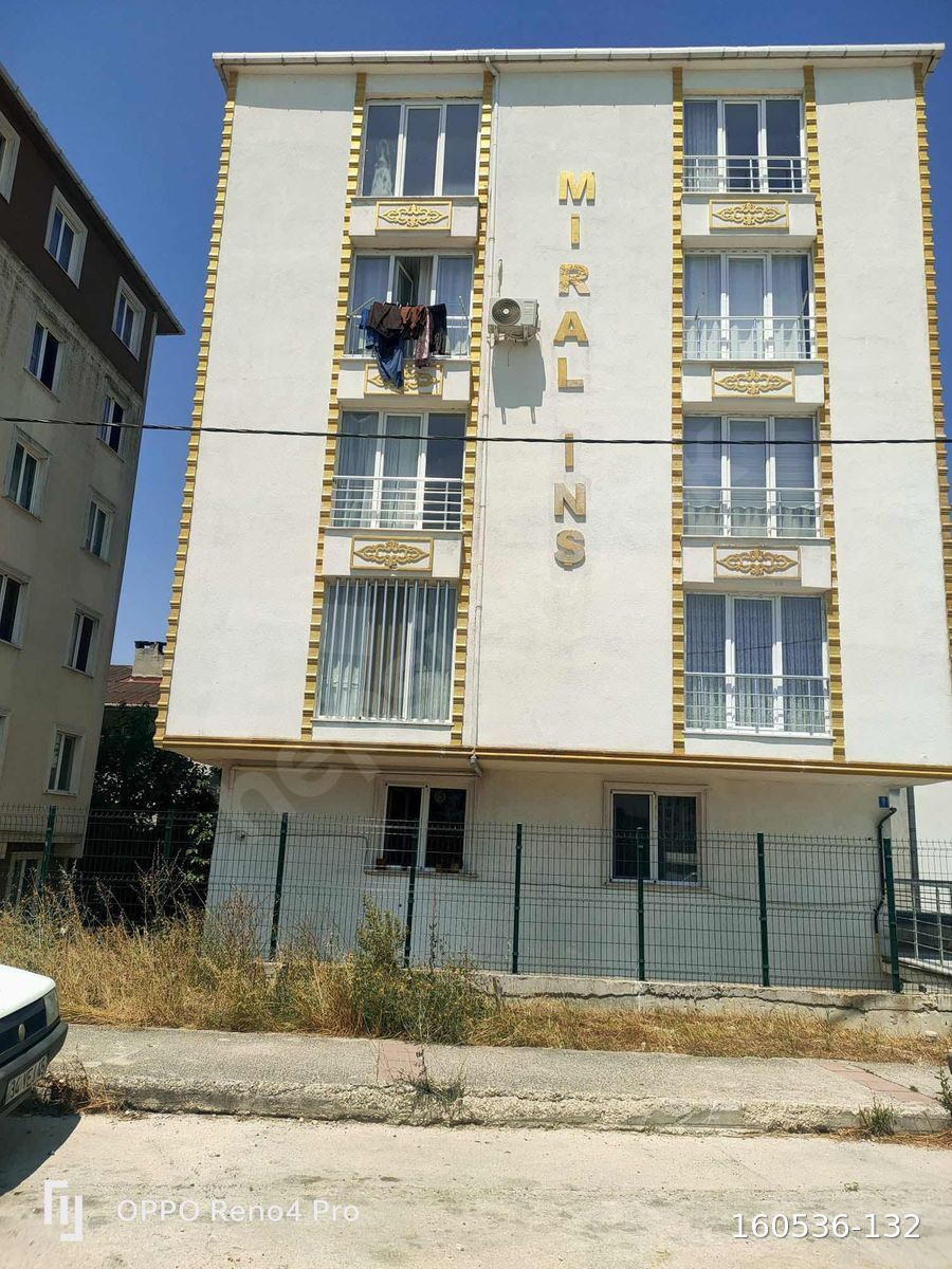 ONAY 'dan ÇERKEZKÖY İSTASYON MH. ARA KAT 2+1 DAİRE