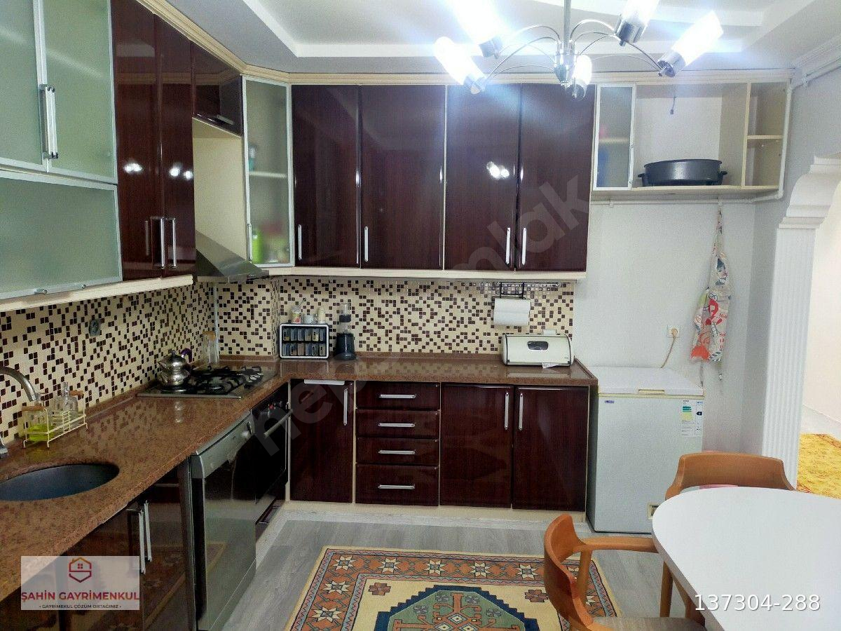 DENİZLİ YENİ MAH.DE 3+1 SATILIK BİNA