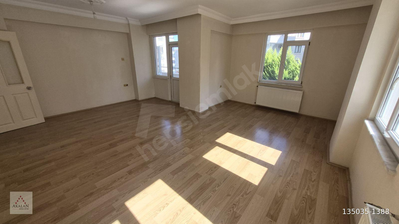 YENİ MAHALLE BULVARA CEPHE SİTEDE KİRALIK 3+1
