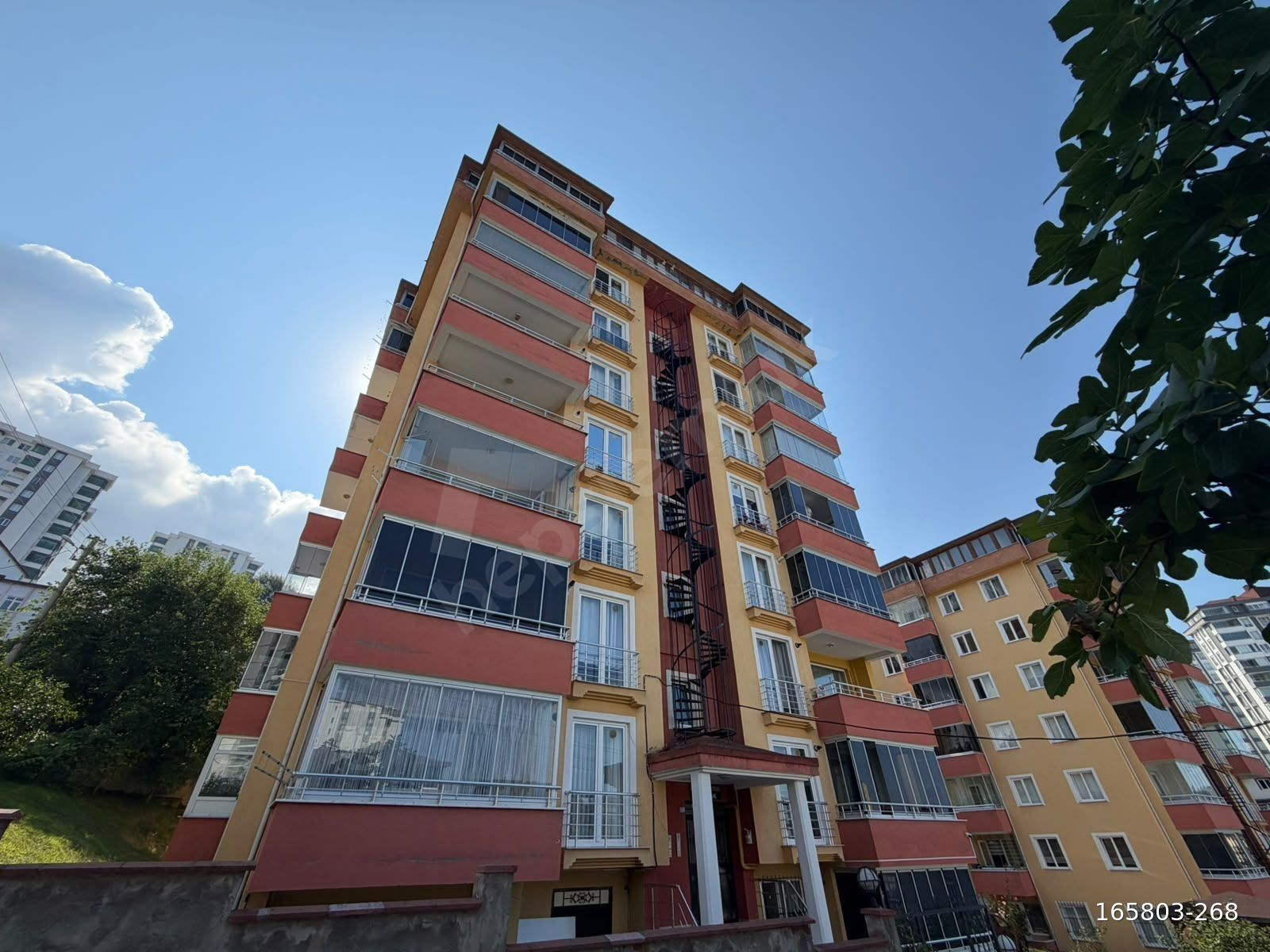 CİHANGİR EMLAK'TAN | LOKASYON FARKIYLA SATILIK FIRSAT 3+1 DAİRE!