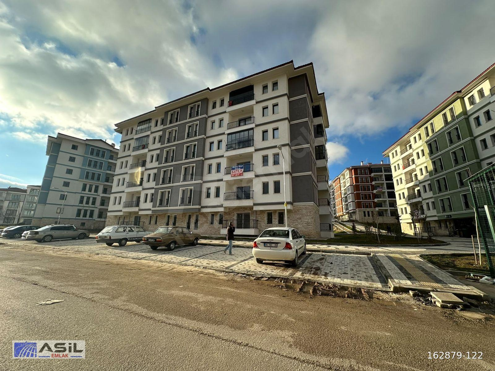 ASİL'DEN MENEKŞE TOKİDE SATILIK 3+1 DAİRE (130 M2)