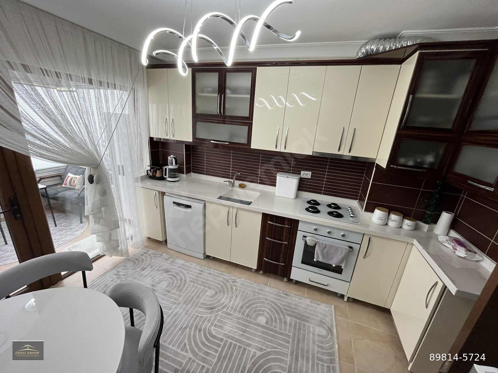 YEŞİLEVLERDE METROYA YÜRÜME 2-3Dk.4+1 SÜPER LÜKS SATILIK DAİRE
