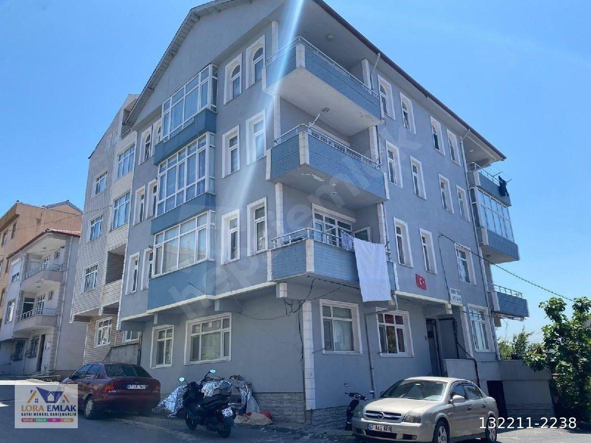BAĞLIK MAHALLESİNDE 2+1 TEMİZ KULLANIŞLI ARAKAT FIRSATI !