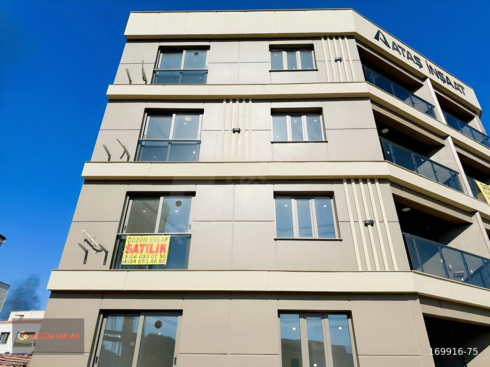 ÇÖZÜM EMLAK'TAN MURADİYE'DE SIFIR 3+1 ARA KAT ÖNÜ AÇIK DAİRE