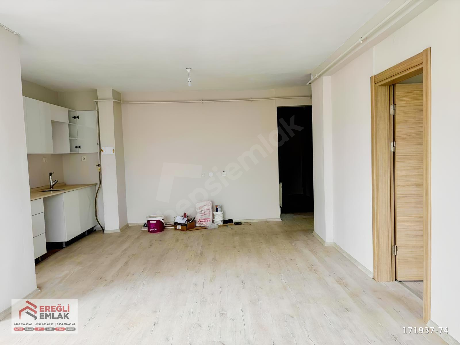GÜLÜÇ MERKEZDE İÇİ YAPILI BAKIMLI MASRAFSIZ KİRALIK ARAKAT 2+1