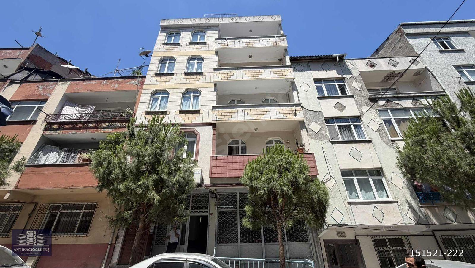 YENİMAHALLEDE 3+1 130 m2 ÇİFT BALKONLU GENİŞ VE KULLANIŞLI