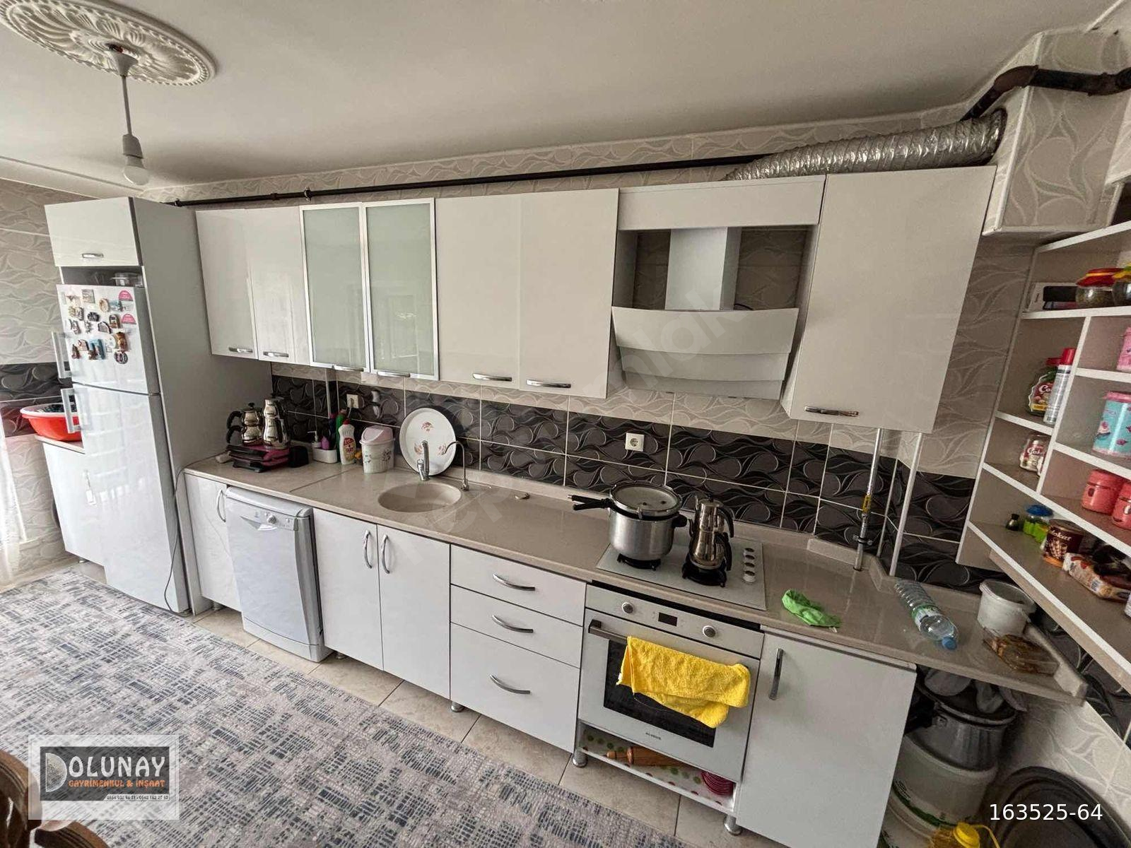 DOLUNAY'DAN HACI BAYRAM VELİ CADDESİ KAT KONUMDA 3+1 DAİRE