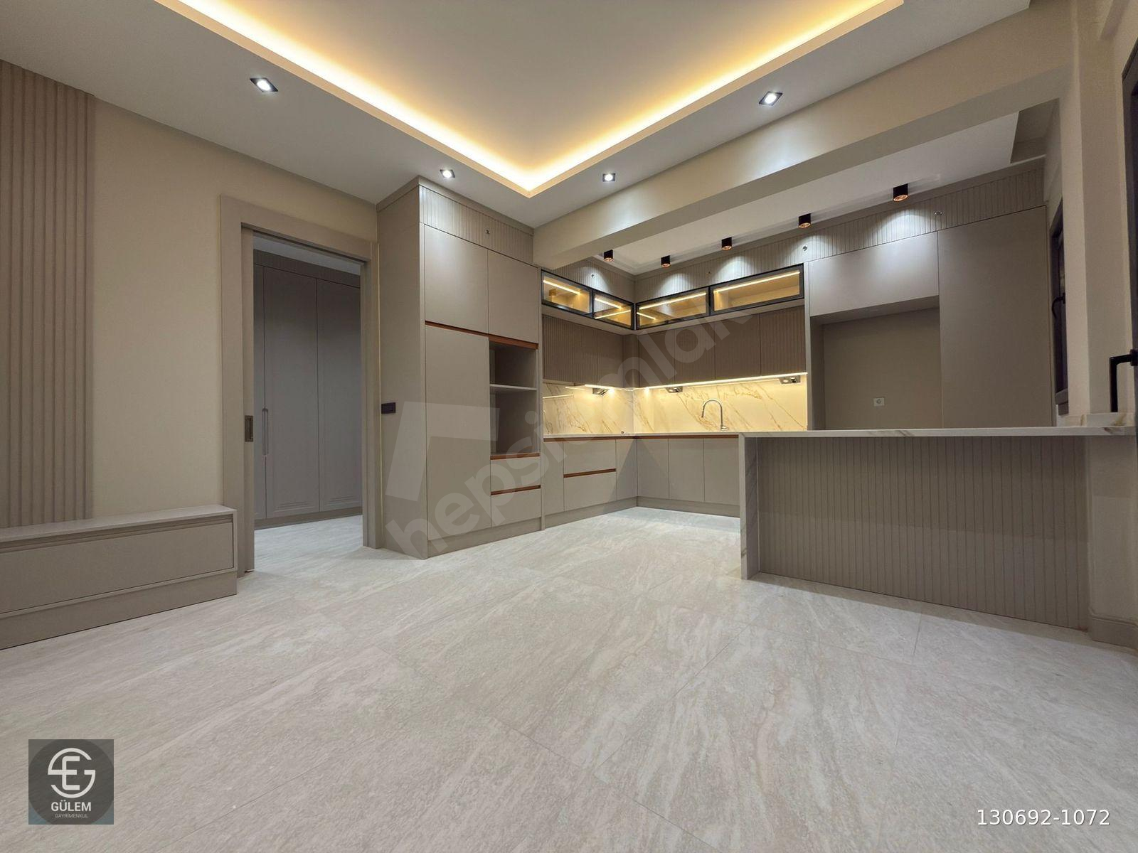 GÜLEM'DEN YENİŞAFAKTA MASAL PARK YAKINI 3,5+1 220m2 LÜKS DAİRE