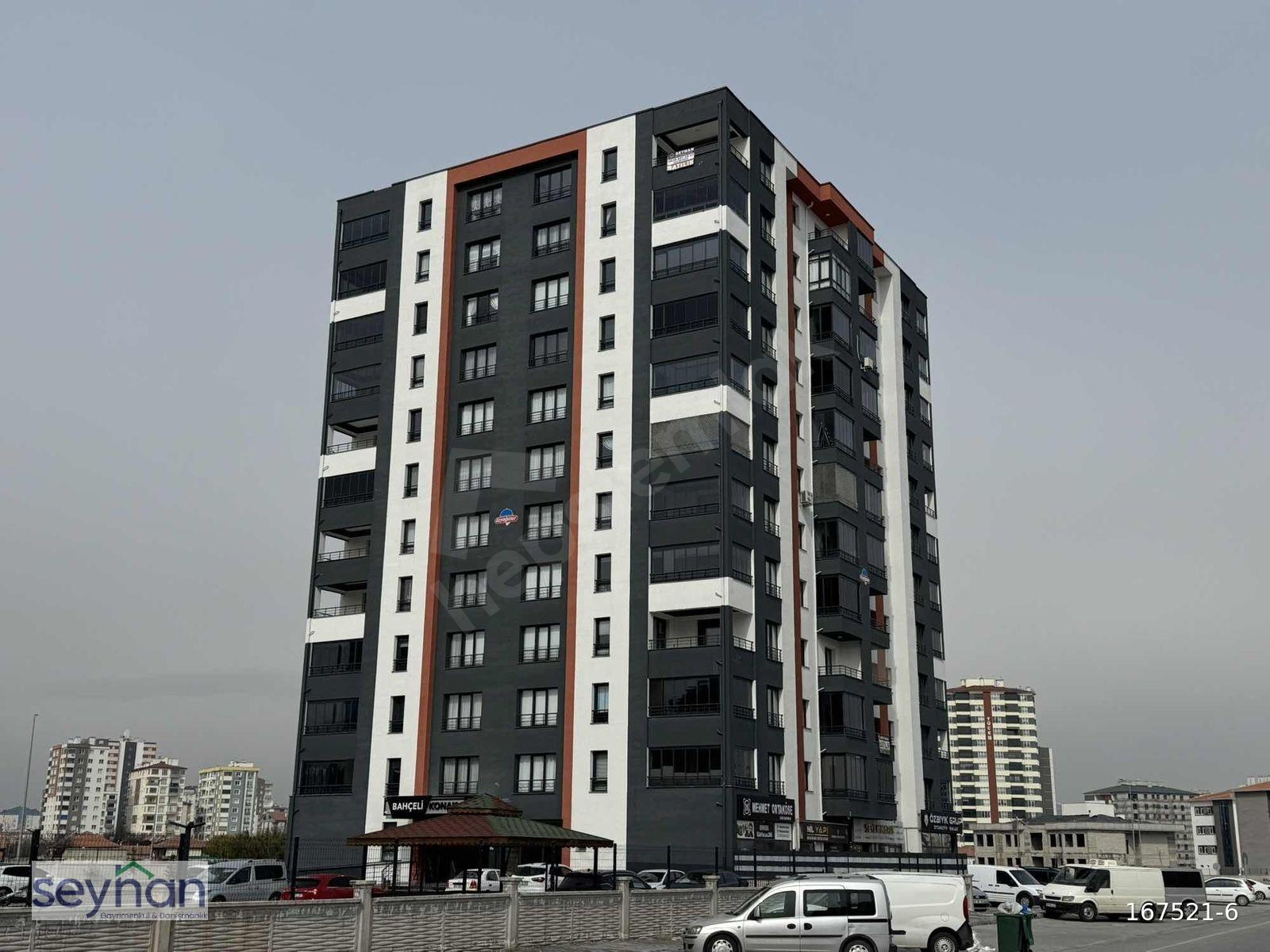 SEYHAN - Zümrüt Mah. SIFIR LÜKS MESKENLİ Satılık 4+1 Daire !!
