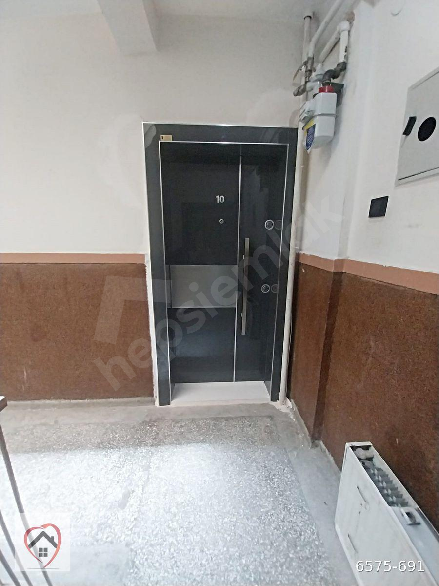 FAVORİM'DEN CADDE ÜZERİNDE, ARA KAT, İÇİ FULL YAPILI 3+1 DAİRE