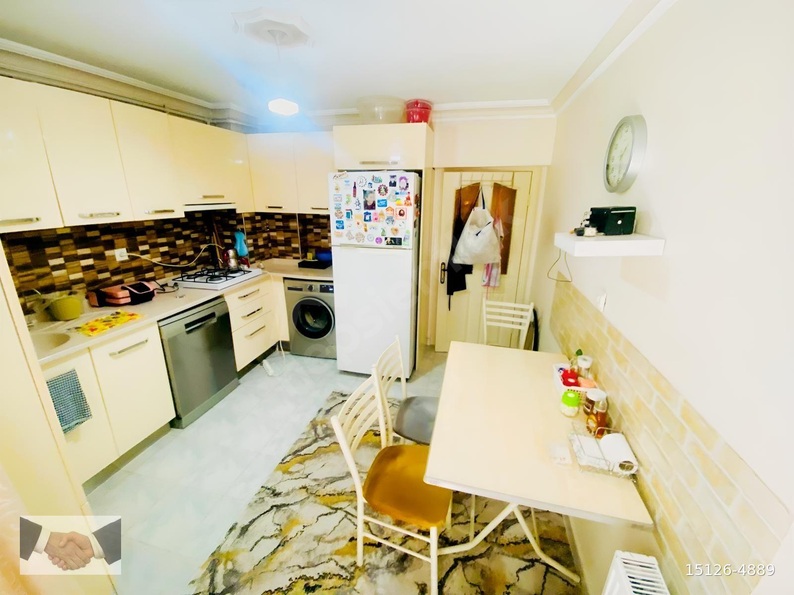 AĞBULUT EMLAK'TAN G.ZEKİ DOĞAN MAH.DE KAT KONUMUNDA DAİRE