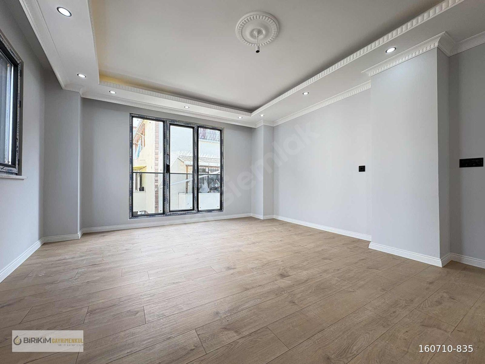 DARICA NENEHATUN MAHALLESİNDE 2+1 90m² GENİŞ ARAKAT DAİRE