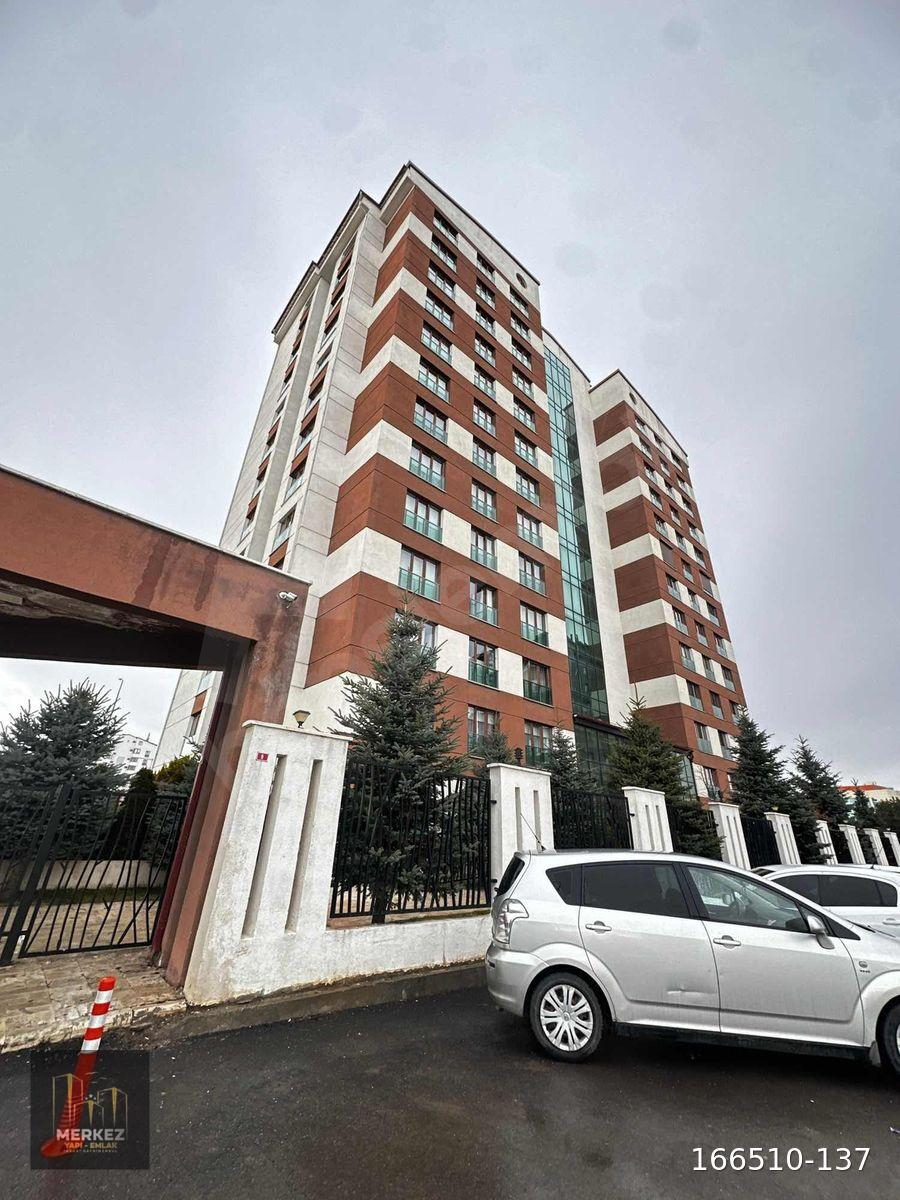KARDEŞLER MH. 170 m2 ARA KAT KİRALIK DAİRE