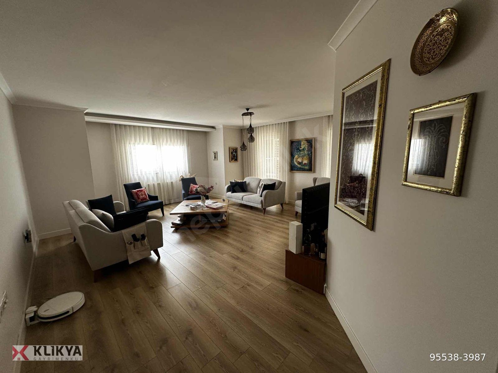 SEYHAN PARK EVLERİNDE EŞYALI KİRALIK KOMBİLİ, KLİMALI DAİRE