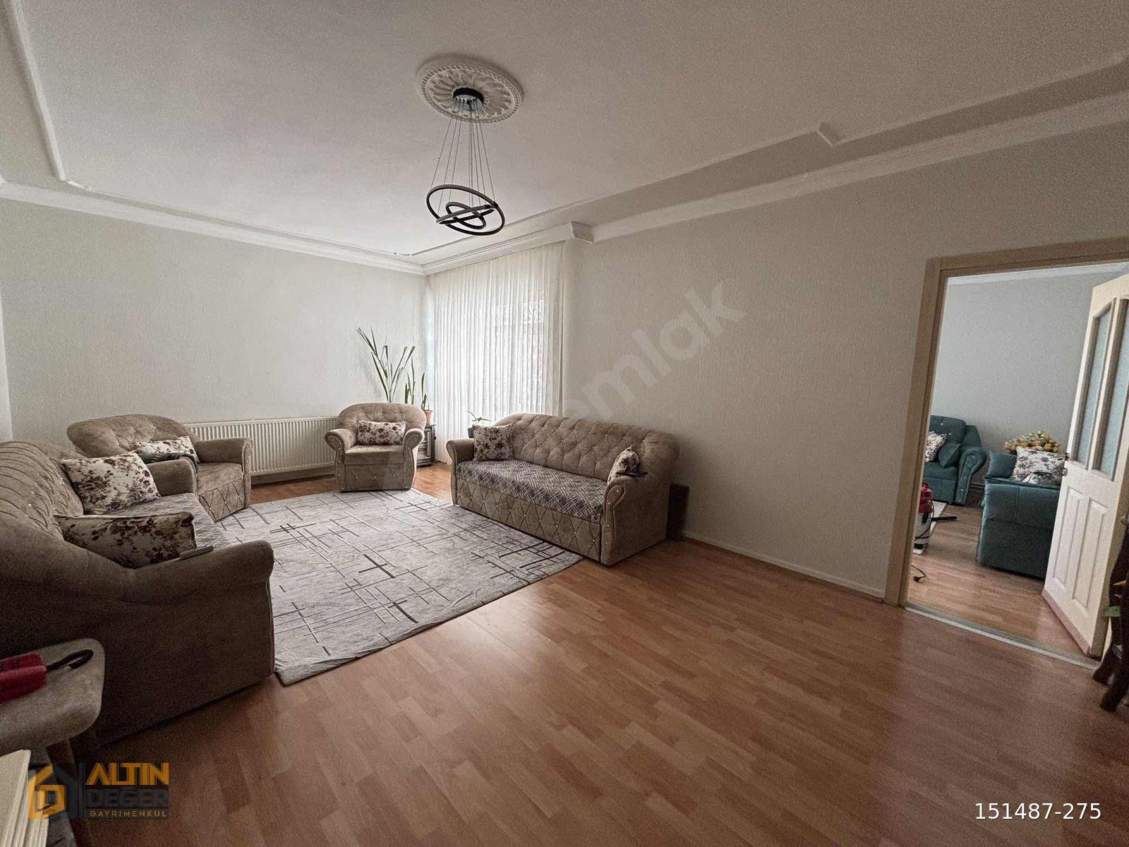 Merkezde Ara Kat Krediye Uygun İçi Yapılı Daire