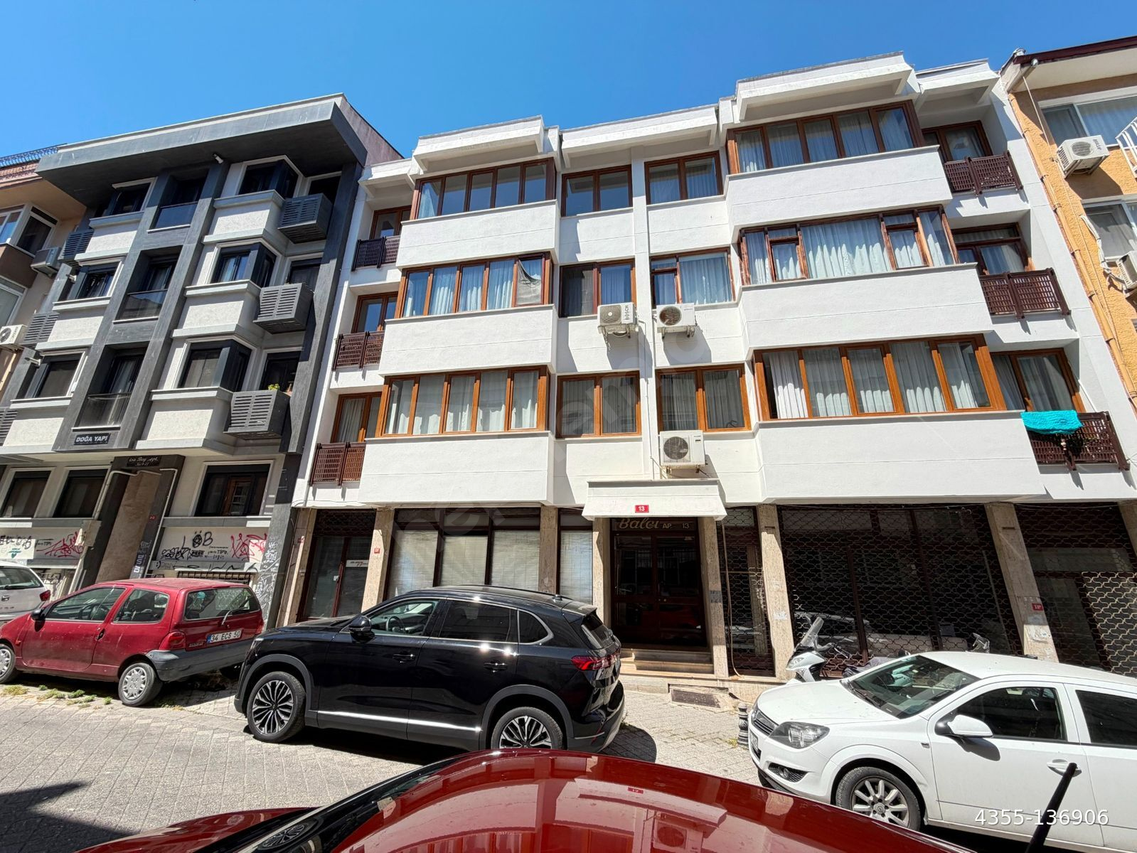 BAHARİYE CAD.PARALEL 4.KAT İSKANLI BALKONLU BOŞ 120m2 SATILIK 3+1