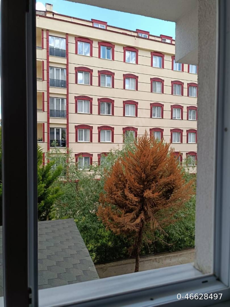 İstasyon Mahallesi'nde Bahçe Kullanımlı, Karanlık Odası Olmayan Geniş 2+1!
