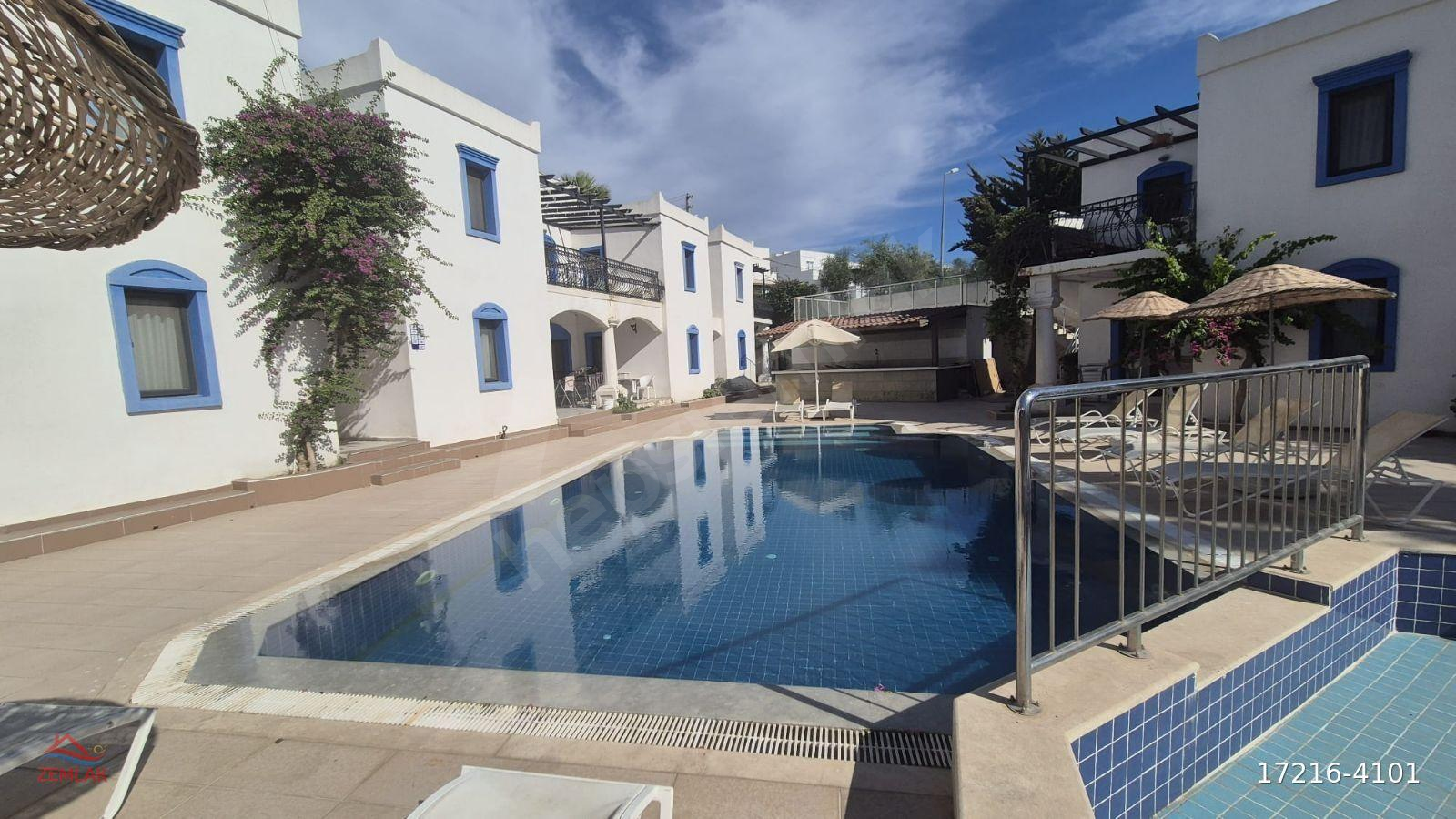 Bodrum Eskiçeşme Güvenlikli havuzlu sitede eşyalı 1+1