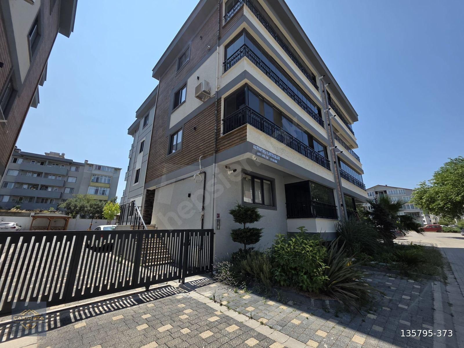 Bandırma Satılık 1+1 Daire Site İçi Paşakonak Mah. Çakırata