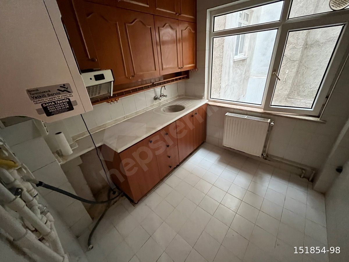 ŞEFKAT MAH. 3+1 GENİŞ FERAH DAİRE