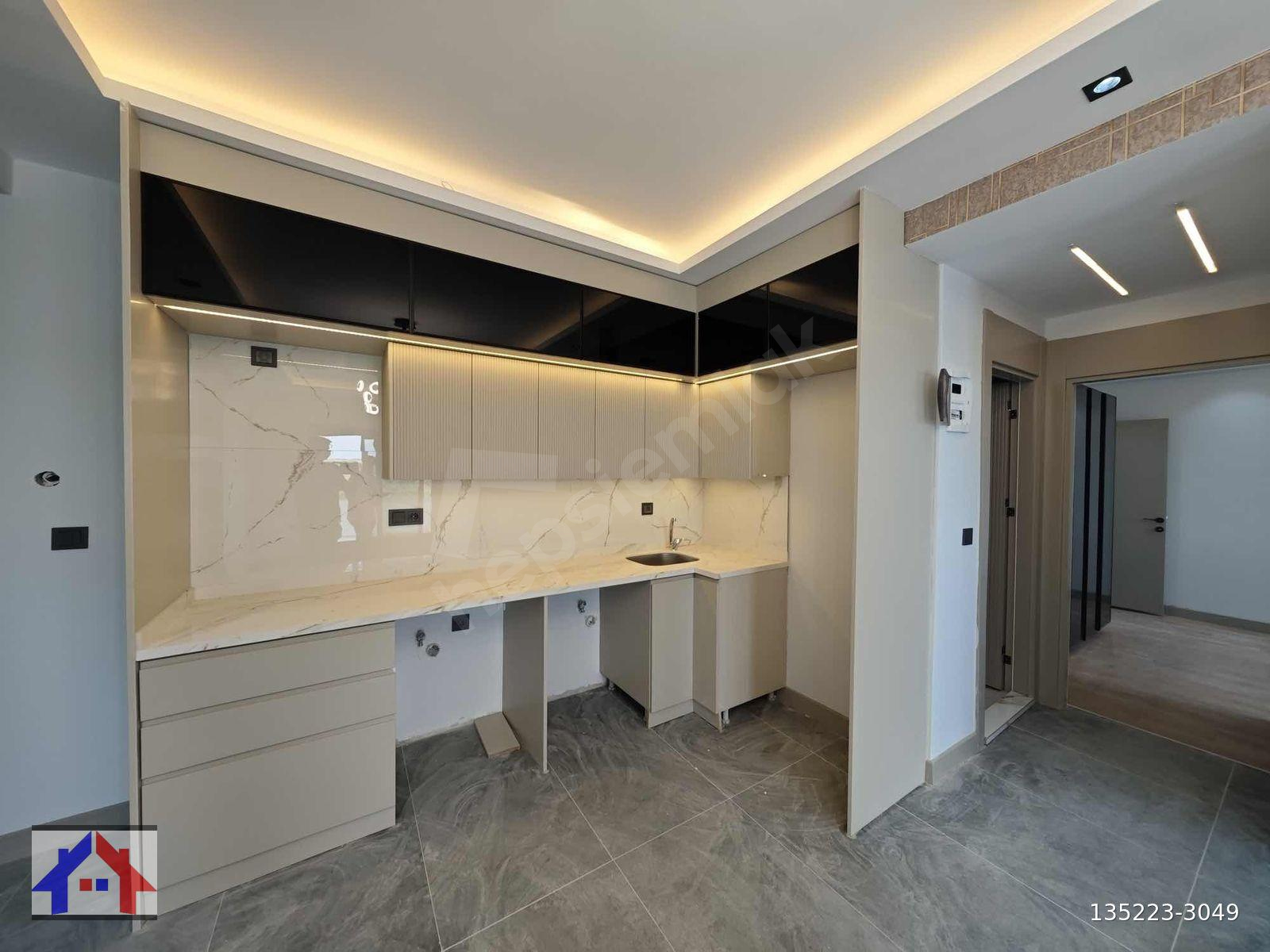 OSMANGAZİ DE 2+1 BULVAR ÜSTÜ ULTRA LÜKS YATAY MİMARİ DAİRE